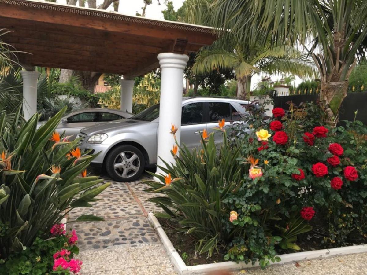 Exclusive Villa Las Palmeras Puerto Banus With Heated Private Swimming Pool, Marbella, Spain Exterior photo