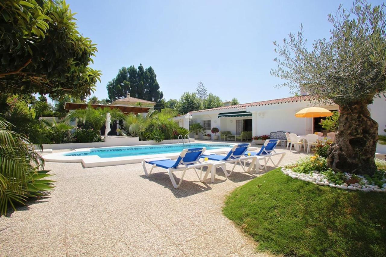 Exclusive Villa Las Palmeras Puerto Banus With Heated Private Swimming Pool, Marbella, Spain Exterior photo