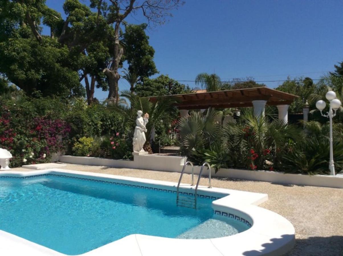 Exclusive Villa Las Palmeras Puerto Banus With Heated Private Swimming Pool, Marbella, Spain Exterior photo