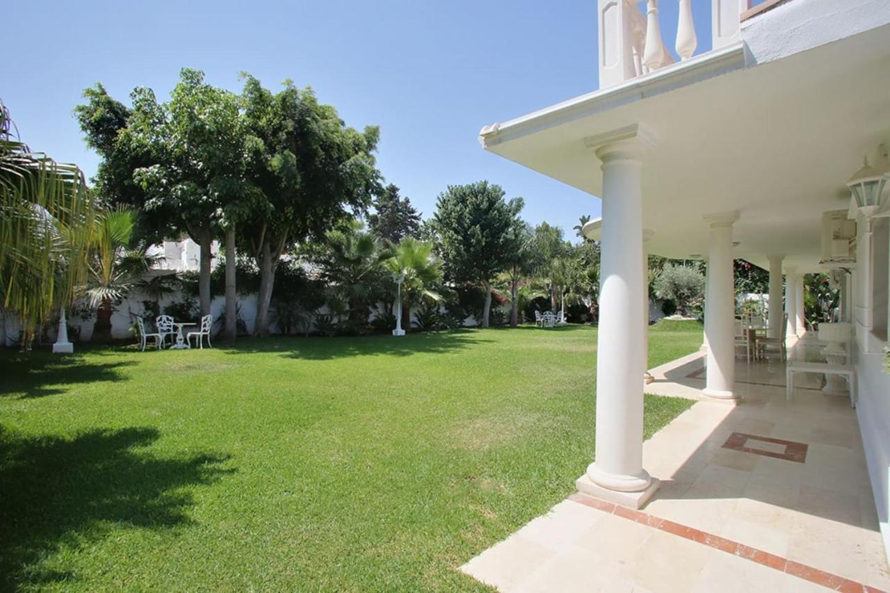 Exclusive Villa Las Palmeras Puerto Banus With Heated Private Swimming Pool, Marbella, Spain Exterior photo
